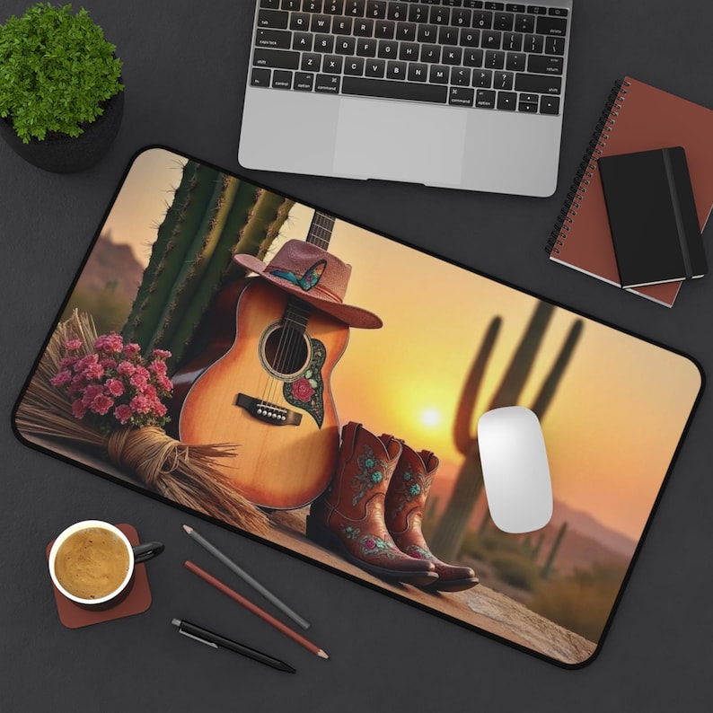 Tech Accessories To Gift - Коврик для мыши с гитарой в